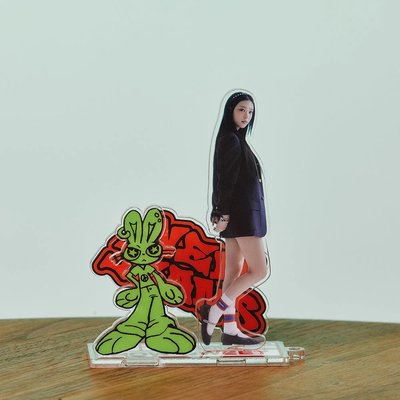 NewJeans How Sweet 立牌 丹/貓 全新未拆