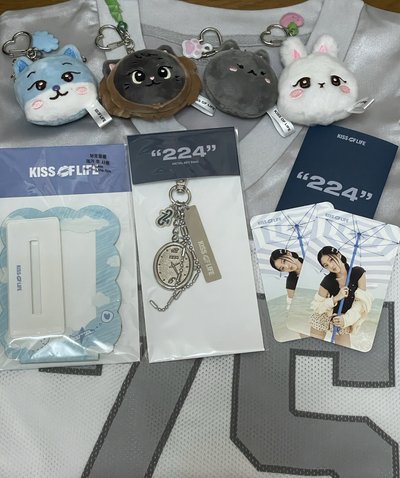 kiss of life 球衣 娃娃