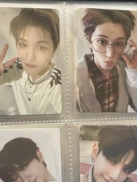 The Action專卡（右，韓文手寫背）