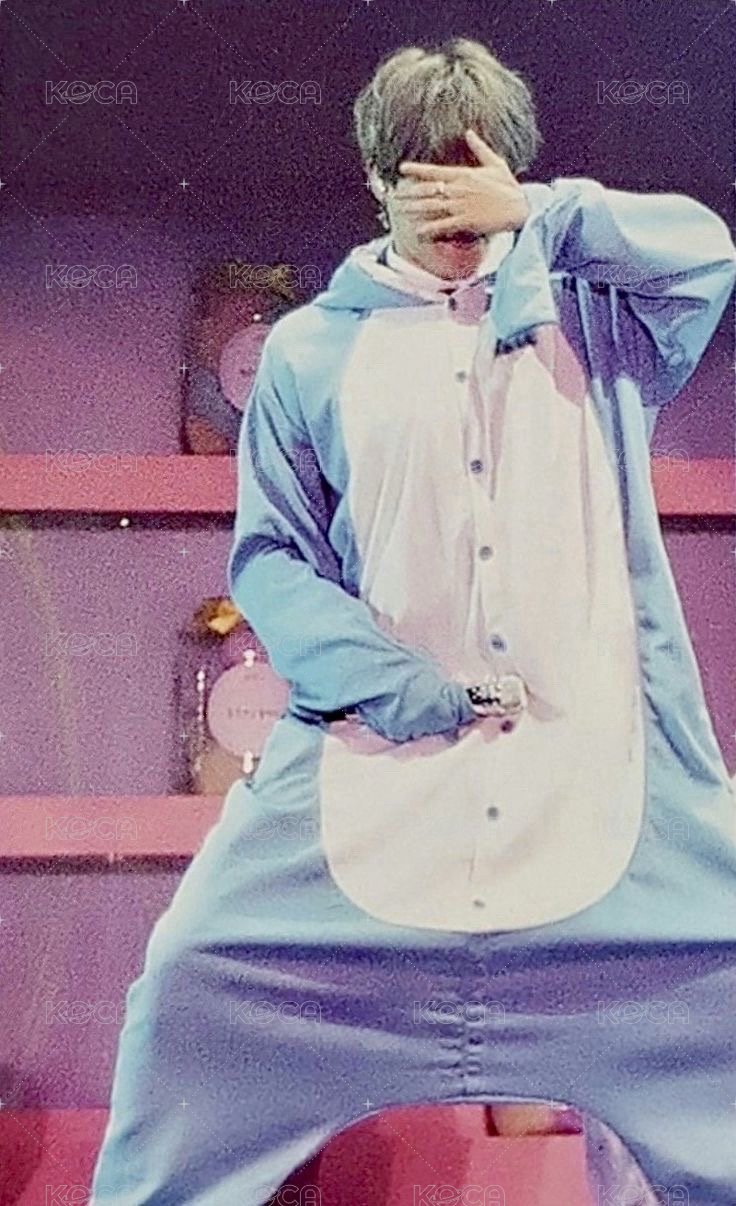 4期FM 演唱會 DVD / CD 卡 韓四期 雙面 背面