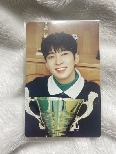 SEVENTEEN 9期克拉島 隨機卡包卡-29圓佑