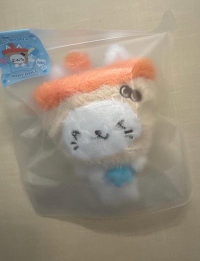 全新未拆奶茶貓+隨機卡包*1