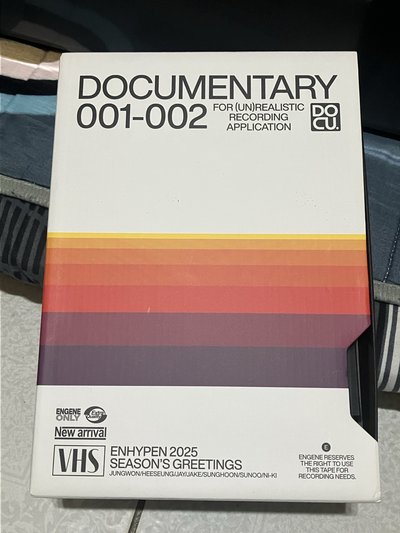 2025年曆固配 （內容物如後圖）