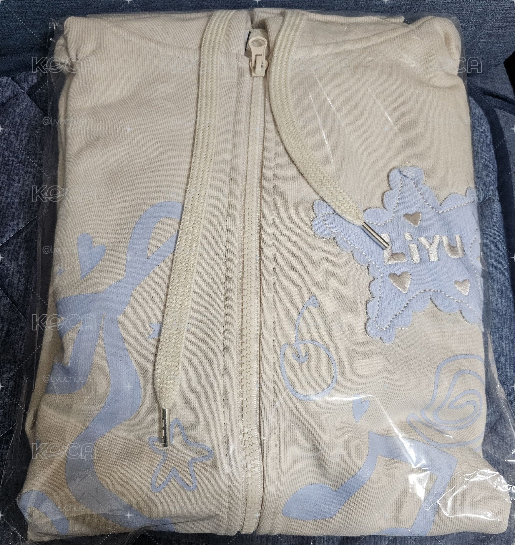 崔立于 見面會周邊 外套