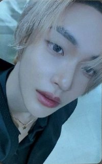 RIIZING LOUD 滿額卡 