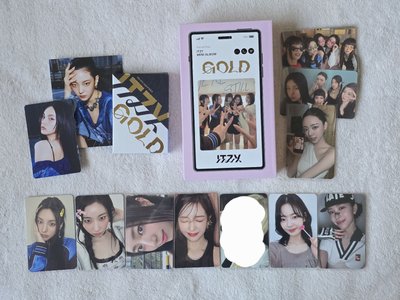 ITZY GOLD PHONE BOX 電子專 專卡 特典卡