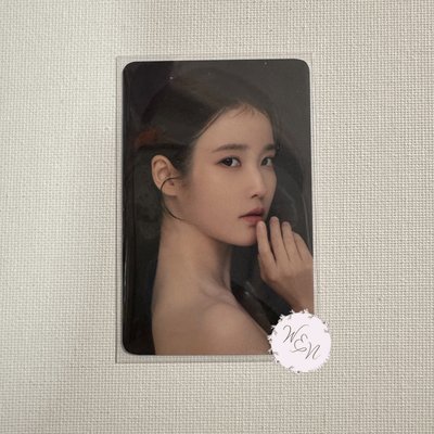 IU 李知恩 Clalen 隱眼代言小卡（有廠損）
