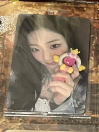 新加坡簽售卡 未拆 多帶二