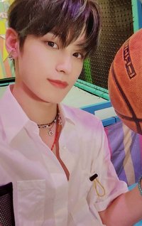 THRILL-ING 專輯卡 Kick ver.