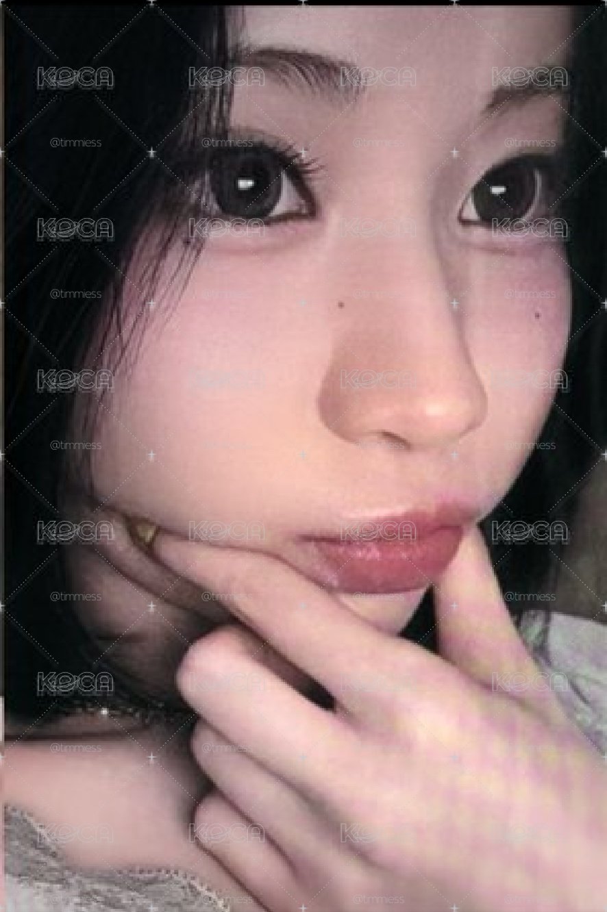 捏臉角