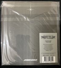 TOWARD THE LIGHT 成員相片組-潤(全新未