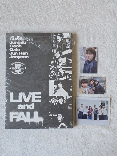 Xdinary Heroes LIVE and FALL Tabloid ver.全專