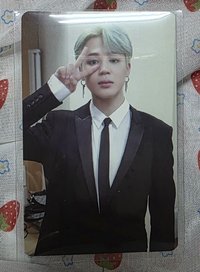 2018回憶錄（小卡為智旻，外殼內裏和第一頁有小黃漬，其他內頁無損）