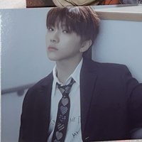 帥氣校服金雲鶴