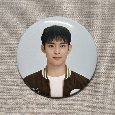 24’克拉島 徽章 金珉奎（有損）