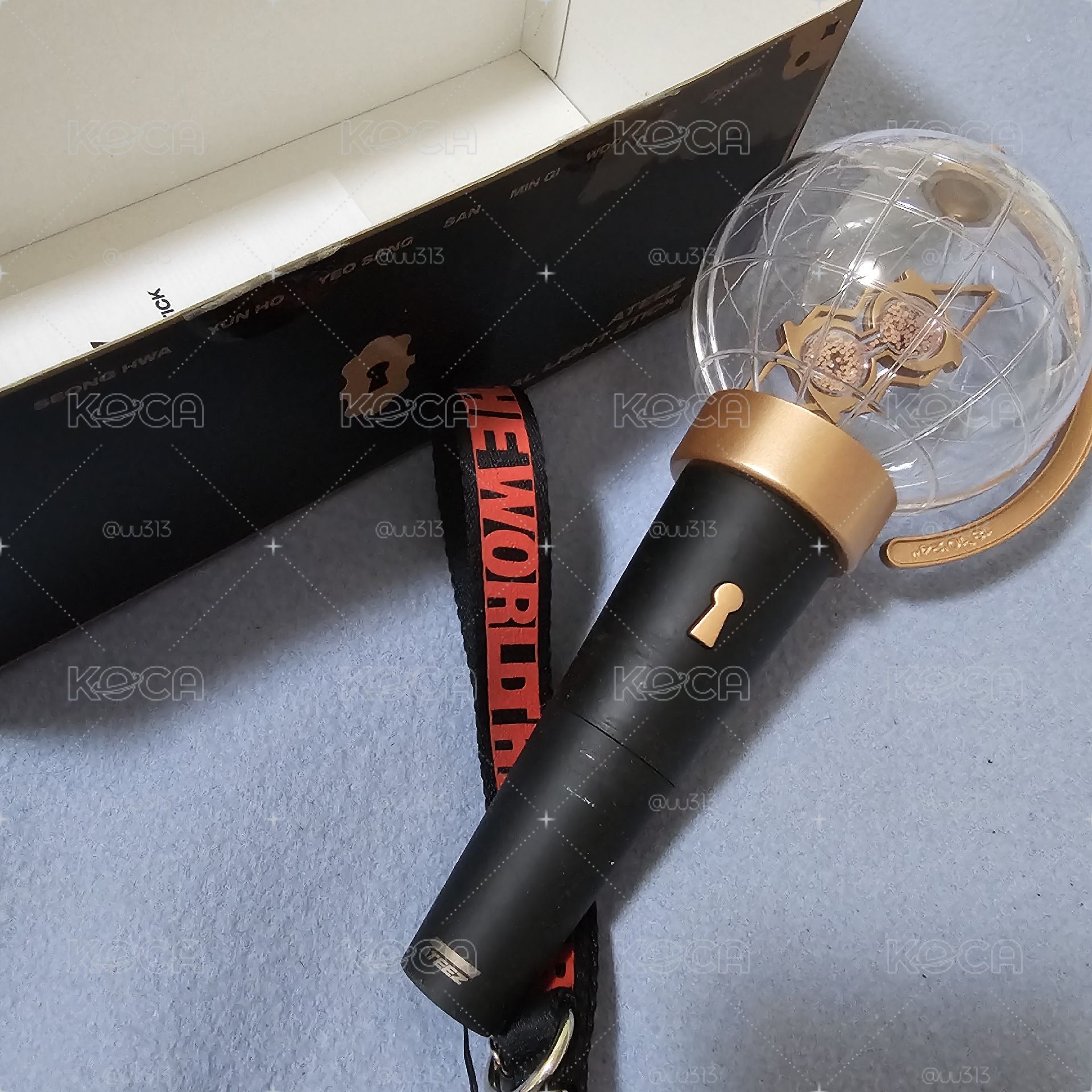 ATEEZ|一代手燈