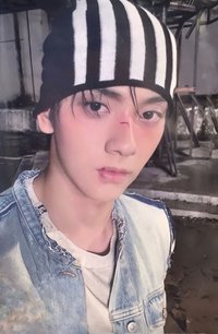 正四 yzy 線下 幸運卡 