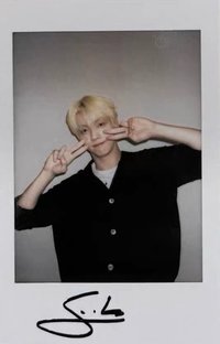 正四 yzy 北京 簽售卡 復刻拍立得