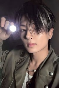 正二後續 KMStore 簽售卡 