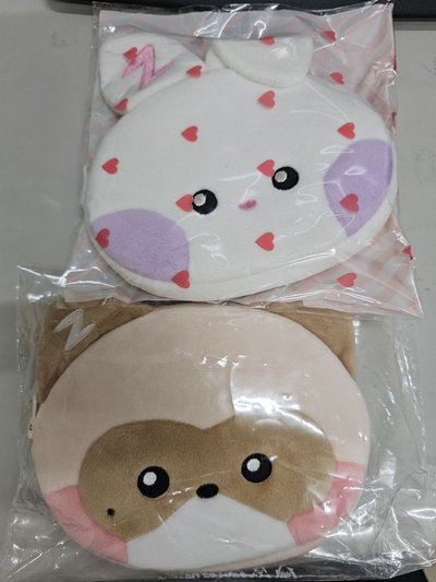 zeroni 收納包全新含卡 愛心娃 奶嘴徽章