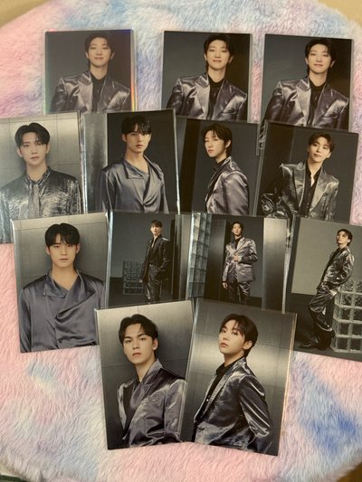 Right here 日巡卡包卡