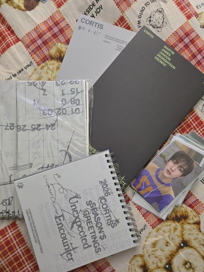 CORTIS 2026年曆（僅拆檢、未使用）含特典，社長大人購入，保證正版