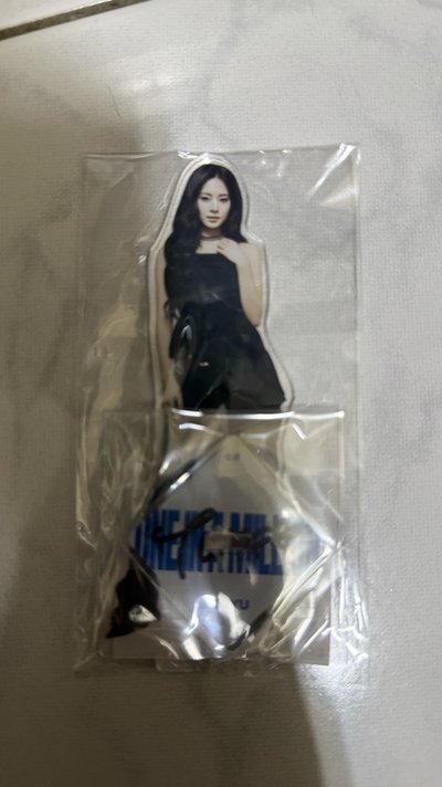 Twice日本快閃店 立牌 子瑜/sana