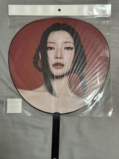 BABYMONSTER PSYCHO 扇子 AHYEON、ASA