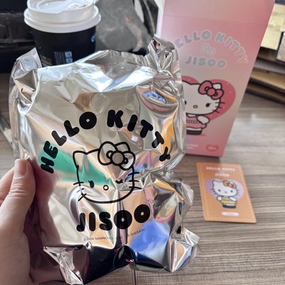 JISOOxHello Kitty yellow 