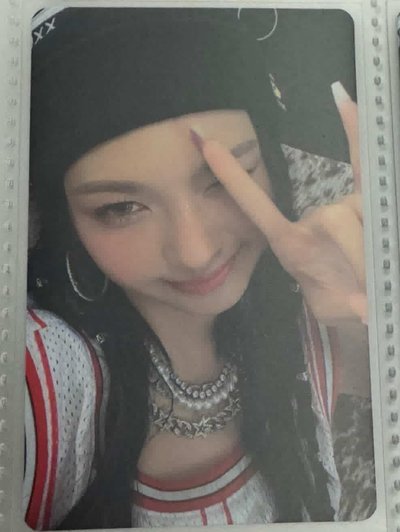 【 代友出 】BABYMONSTER CHIQUITA小卡