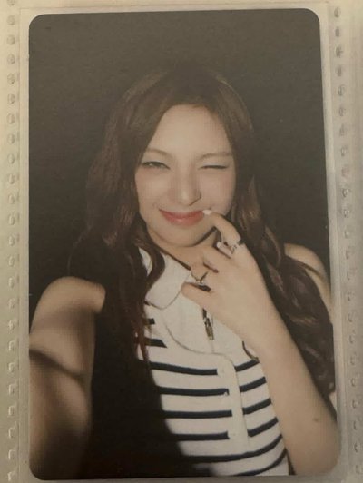 【 代友出 】BABYMONSTER CHIQUITA小卡