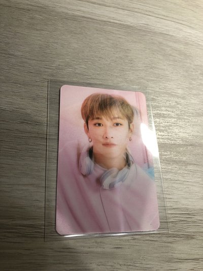 Stray kids nacific 化妝品變化卡_方燦