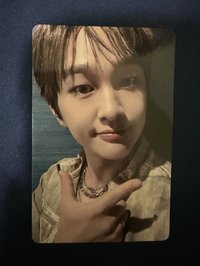 第三張迷你專輯 km 周邊卡 