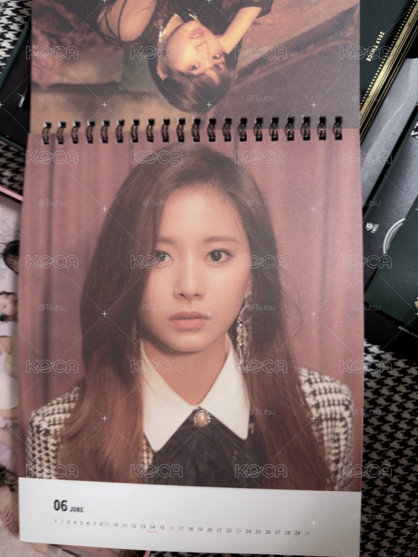 （現貨不拆出）TWICE 子瑜 baby lovelys 寶寶娃 2019 2020 年曆 桌曆 大卡