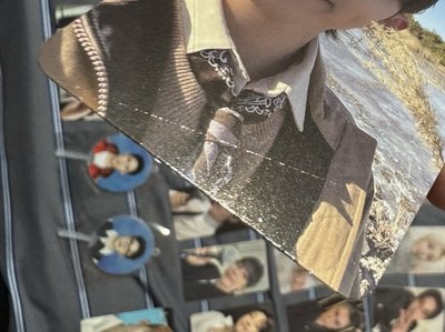 Seventeen Right here克拉粽 圓佑/貝雷帽淨漢/毛巾圓磁鐵/迷7四格卡（盤出）