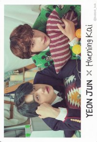 21 FANLIVE 隨機卡 