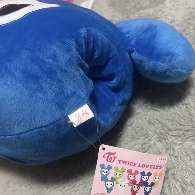 Twice x GIGO 睡覺抱枕