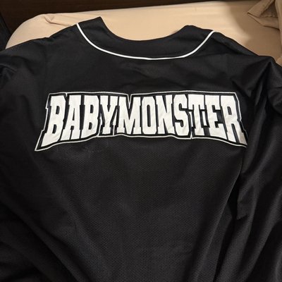 BABY MONSTER 25日本夏季 棒球衣 短袖 黑色長版