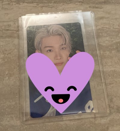 BTL Jo 親筆簽名小卡