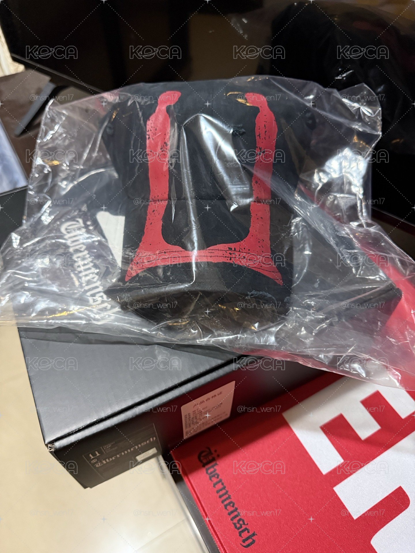 權志龍G-DRAGON 展覽週邊 復古帽