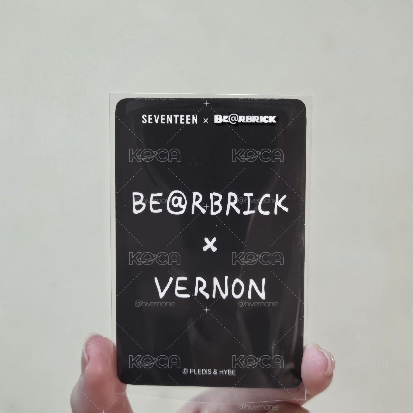 Vernon 崔瀚率BE@RBRICK小卡