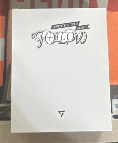 FOLLOW AGAIN秀卡冊