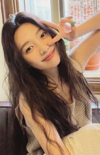 Hello 專輯卡 比耶九