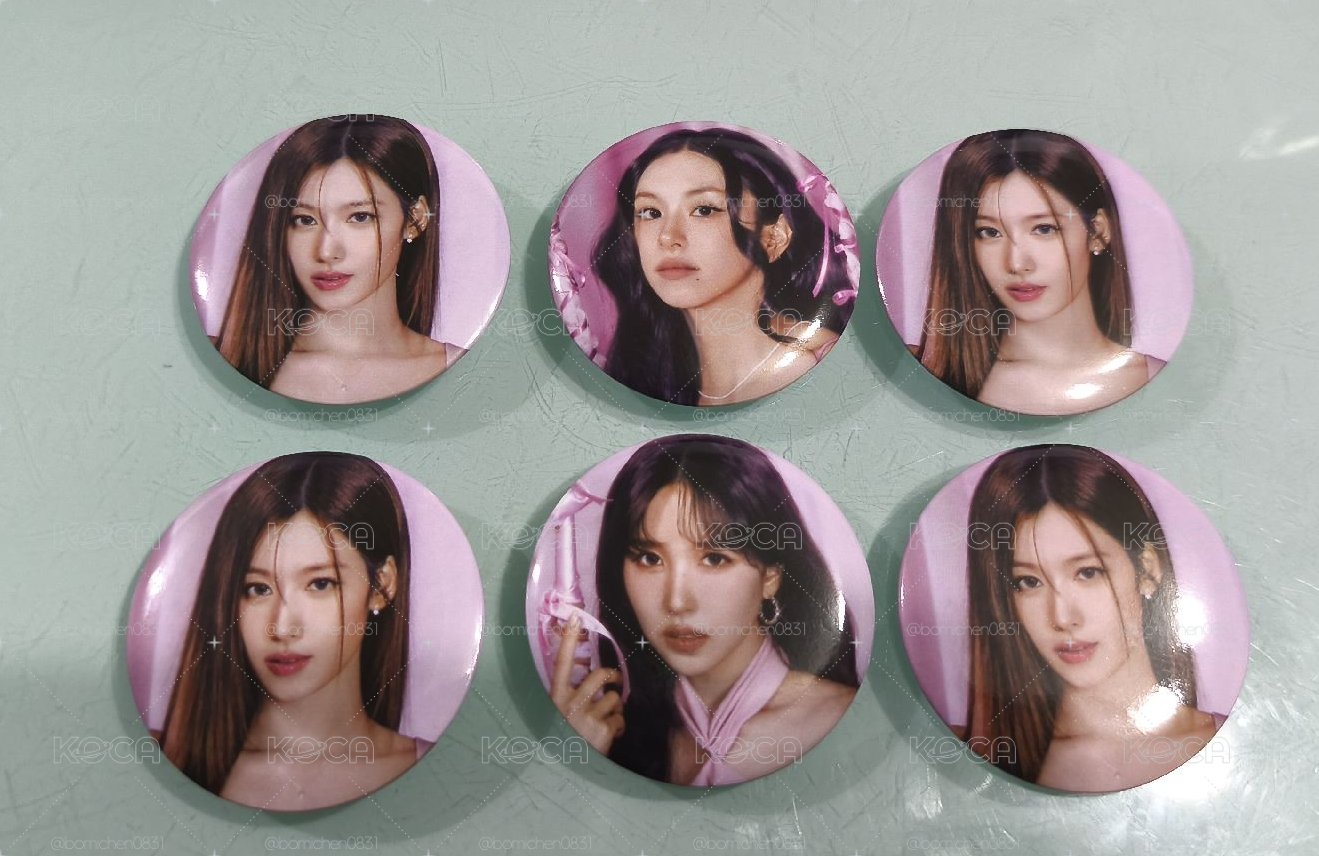 Twice 徽章