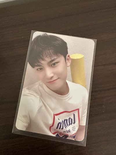 SEVENTEEN 金珉奎小卡