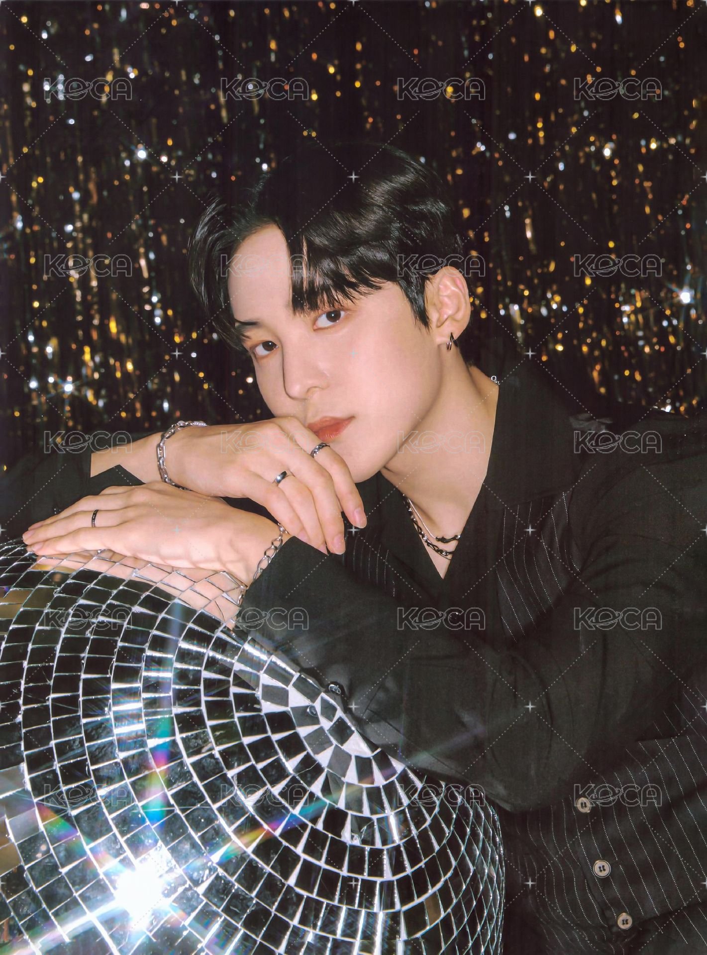 2023年曆 海報  背面