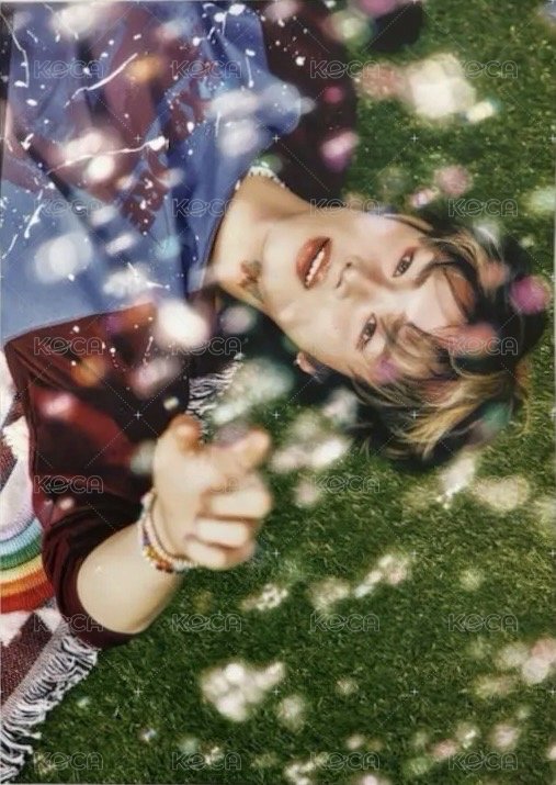 THE XCAPE 海報 POSTER BOOK 背面