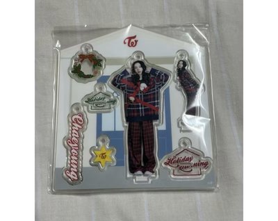 孫彩瑛 冬日睡衣壓克力牌