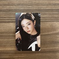 *娜黑底官拍（有明顯眼見ㄉ損）