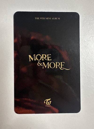 Twice 子瑜 More&more 第九張專輯小卡